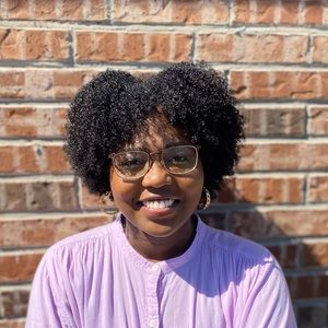 Meet your Posher, Victoria